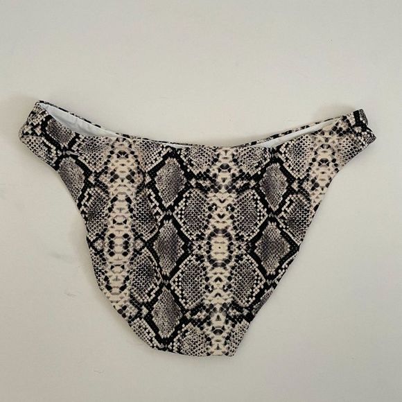 NWT Aqua Swim Python Snake Print Halter Crop Bikini Swimsuit Set Medium - Picture 6 of 15